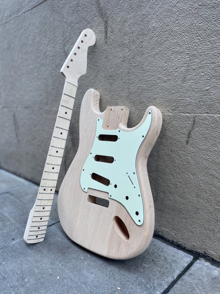 Cuerpo Stratocaster (Alder)