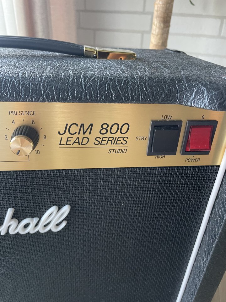 Marshall JCM800 Combo SC20C de segunda mano · Foto 3 de 5 · Cádiz · 600 €