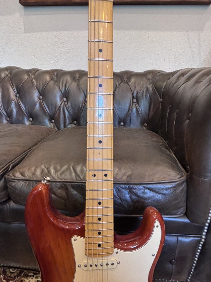 Fender American Professional II Stratocaster HSS Sienna 75th Anniversary de segunda mano · Foto 3 de 7 · Pontevedra · 1550 €