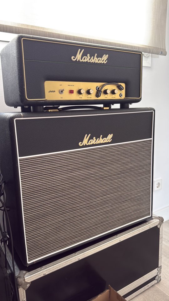 Marshall 1974x cx 1x12 cab de segunda mano · Foto 1 de 3 · Sevilla · 340 €