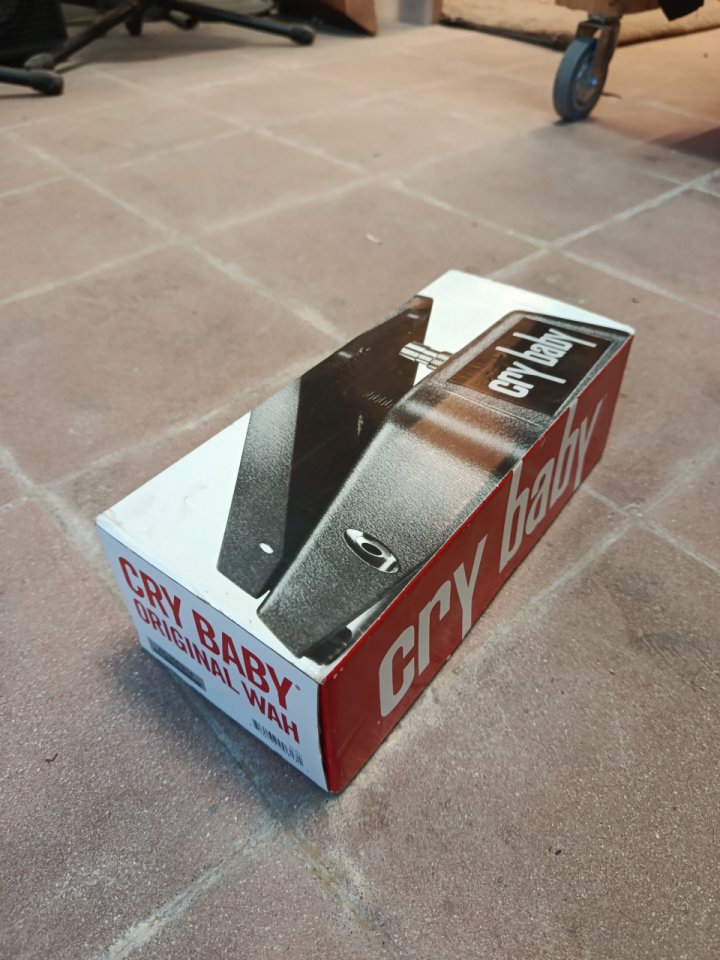 Wah wah Cry baby standar de segunda mano · Foto 1 de 7 · Madrid · 60 €