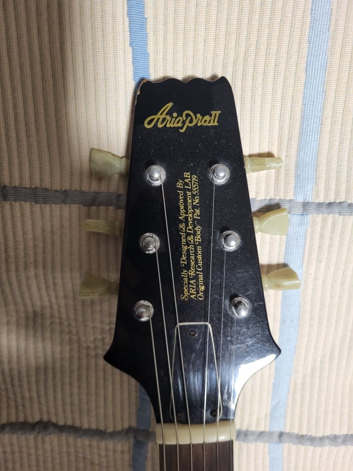 Ariapro2 guitarra vintage