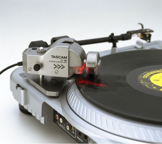 Pack Reproductor Vestax CDX-05 + Control Scratch Unit