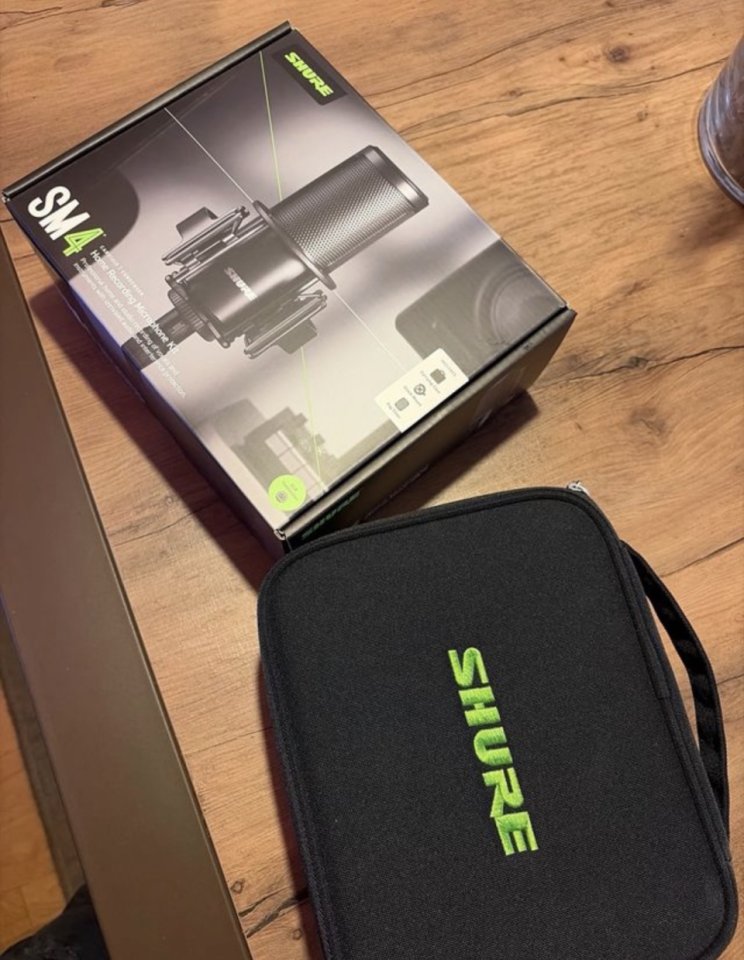 Micrófono Shure SM4 como nuevo de segunda mano · Foto 5 de 5 · Barcelona · 200 €
