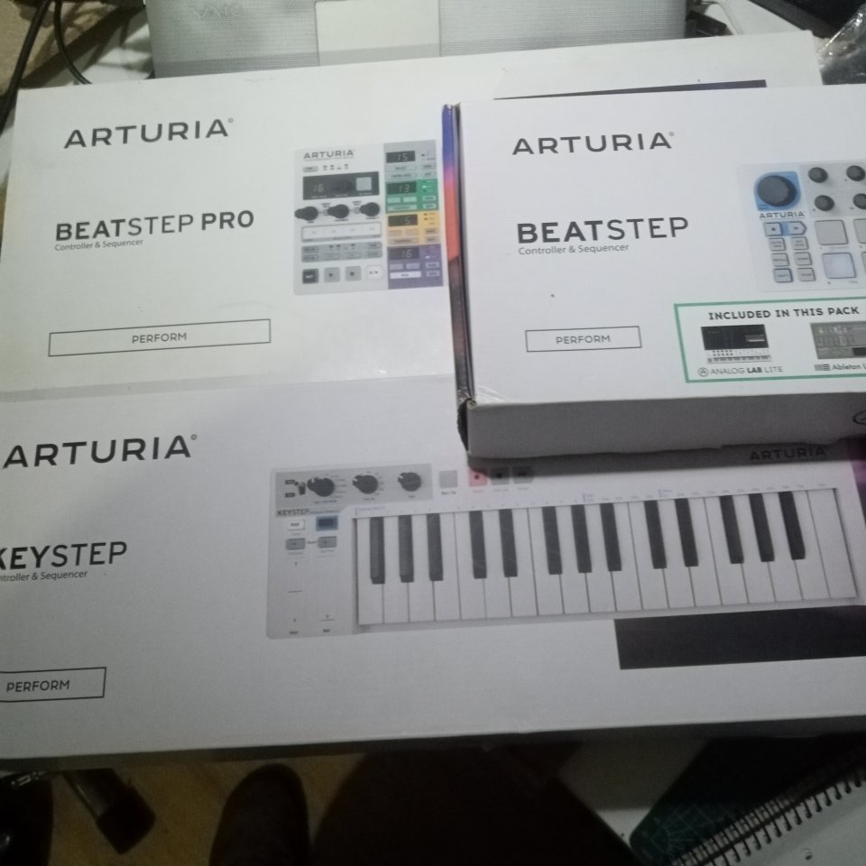 Por liquidación de estudio vendo el equipo.