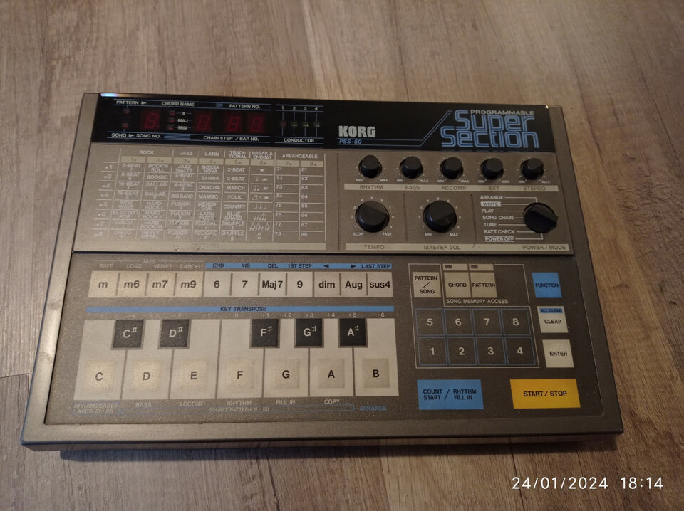 Caja Ritmos Korg PSS-50 Progammable Super Section vintage