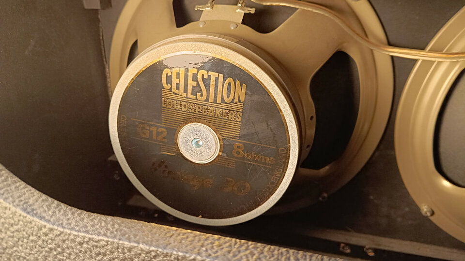 Cambio: THE VALVE Amplifier 2 x 12 Handmade Boutique REBAJA