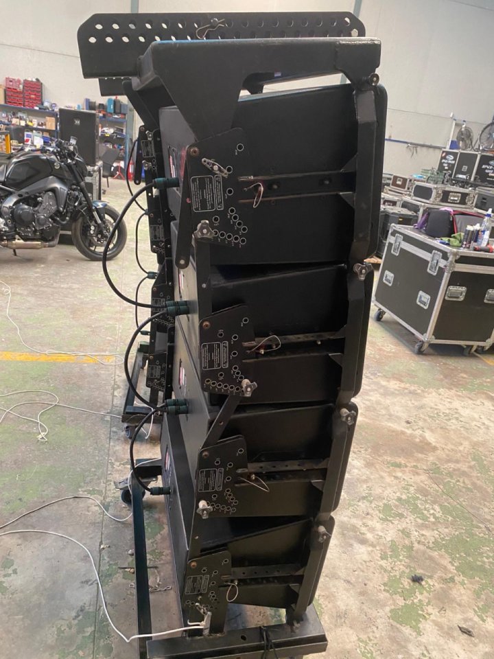 Nexo GEO S12, Nexo CD18, NXAMP 4x4 de segunda mano · Foto 5 de 7 · Murcia · 19000 €