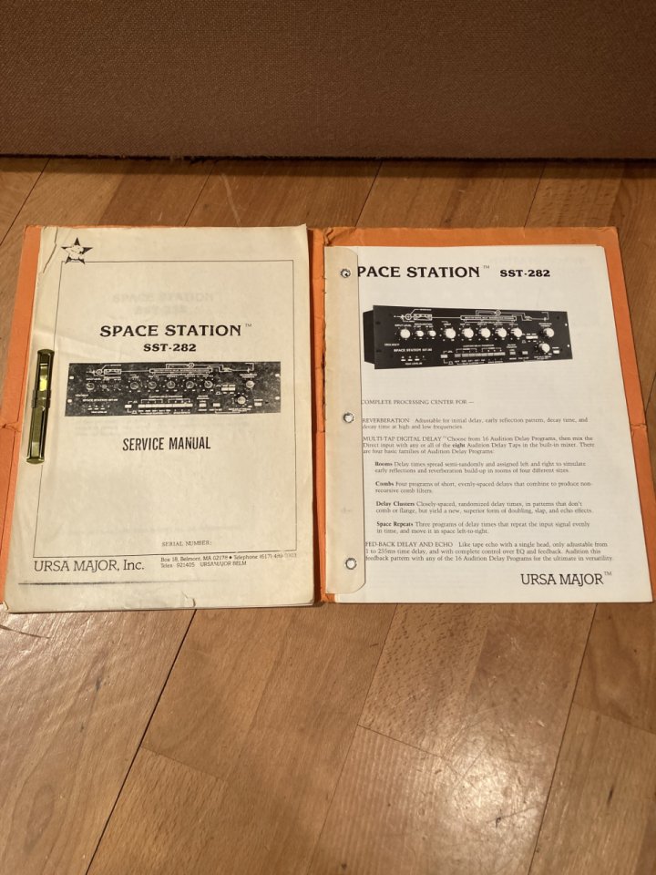 Manual completo original de Ursa Major Space Station SST-282 de segunda mano · Foto 1 de 5 · Madrid · 100 €