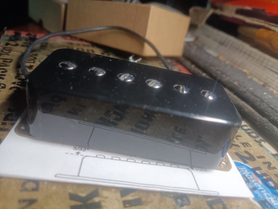 Set TV Jones T90 de segunda mano · Foto 5 de 5 · Madrid · 210 €