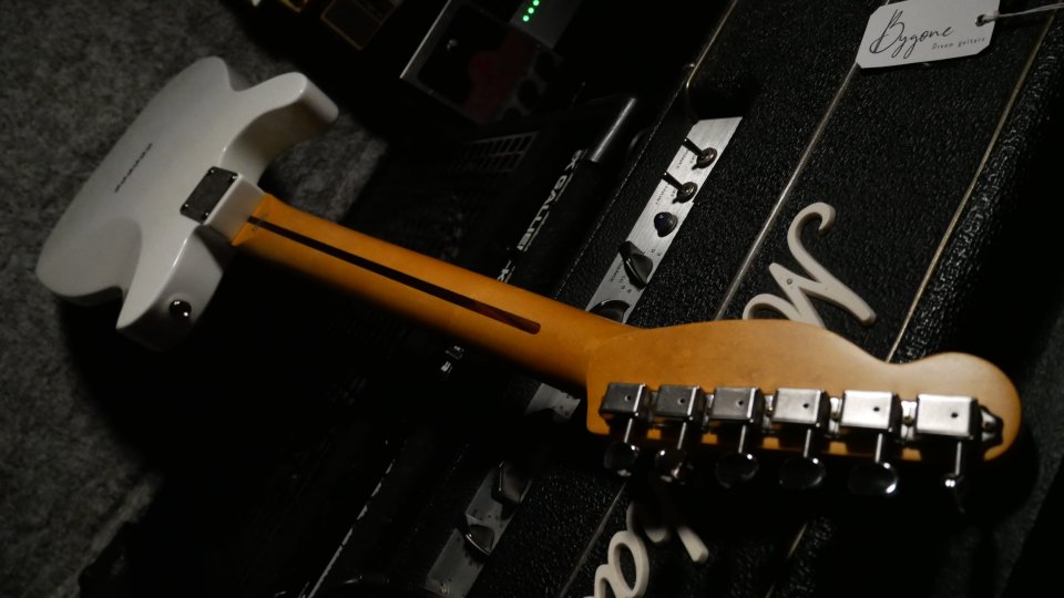 Bygone Tiny Deluxe Ed Especial