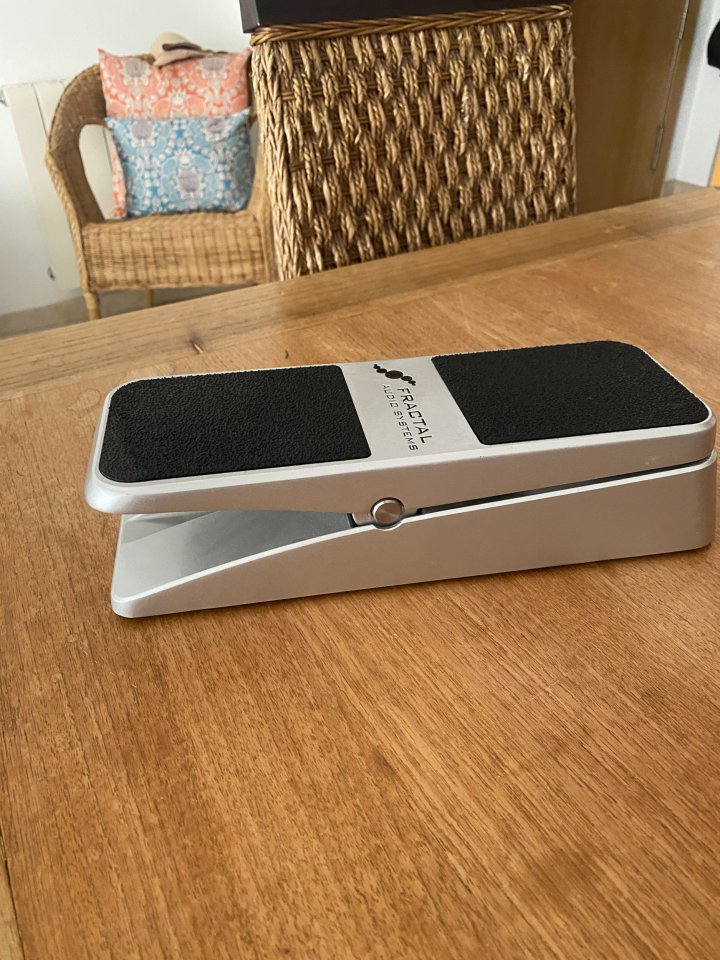Fractal Audio EV-1 Pedal Expresión/Volumen de segunda mano · Foto 4 de 5 · Alicante · 150 €