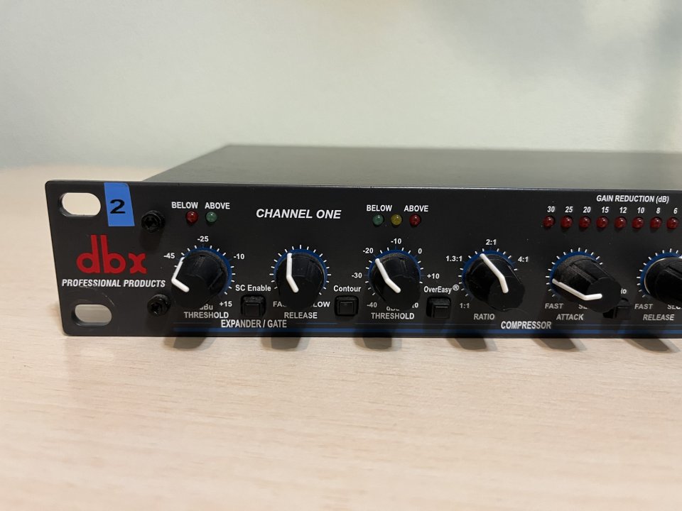 Dbx 166XL Stereo Compressor / 2 unidades