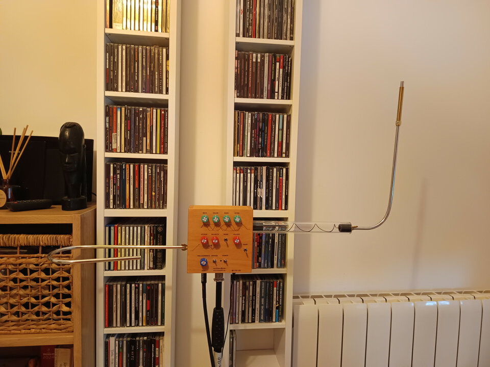 Theremin Subscope Voicematic 120