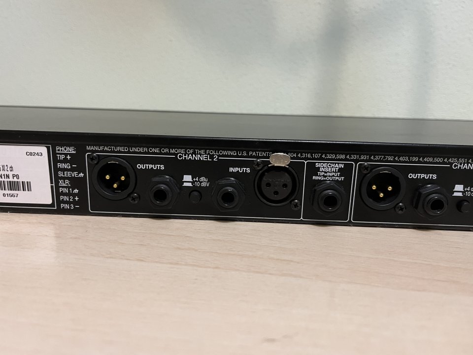 Dbx 166XL Stereo Compressor / 2 unidades