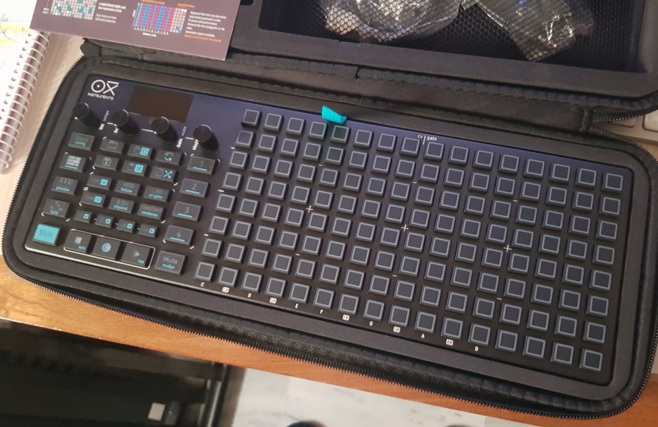 OXI ONE BLACK EDITION MK1 (Secuenciador) de segunda mano · Foto 2 de 4 · Sevilla · 620 €