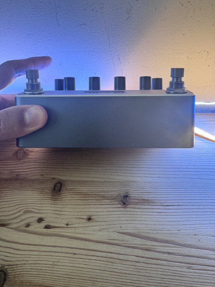 Neural DSP Nano Cortex con garantia de segunda mano · Foto 4 de 8 · Madrid · 500 €