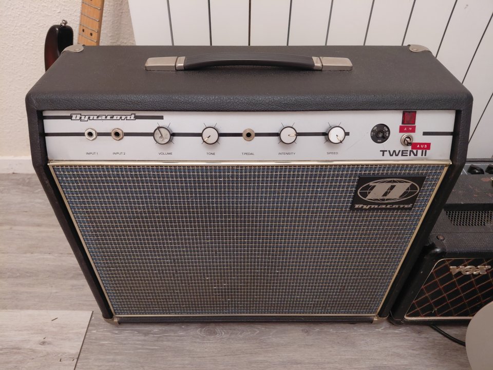 Dynacord twen II de 1974 - 17w. RESERVADO de segunda mano · Foto 2 de 9 · Córdoba · 450 €