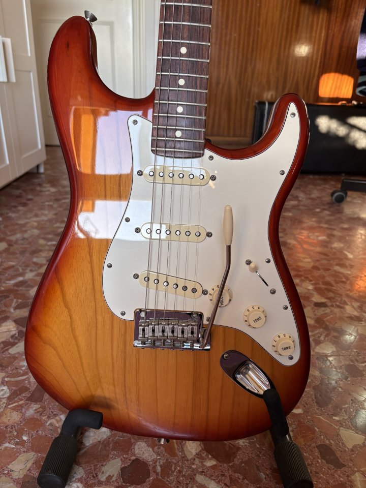 Fender American Standard Stratocaster 2016 (cambio)
