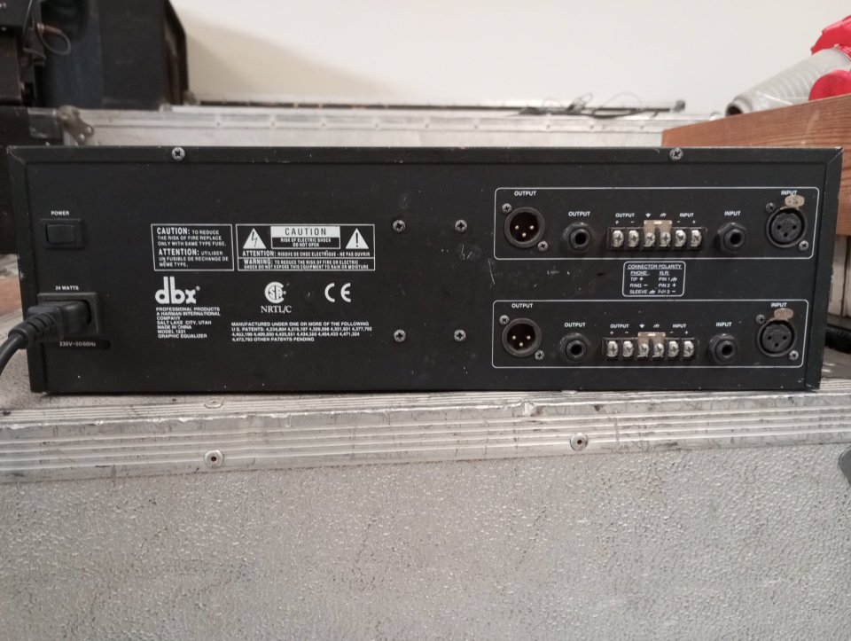 Equalizador dbx1231