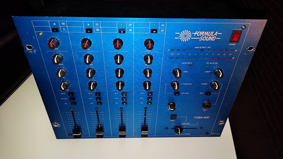 Formula Sound FSM 400 de segunda mano · Foto 5 de 5 · Bizkaia · 500 €