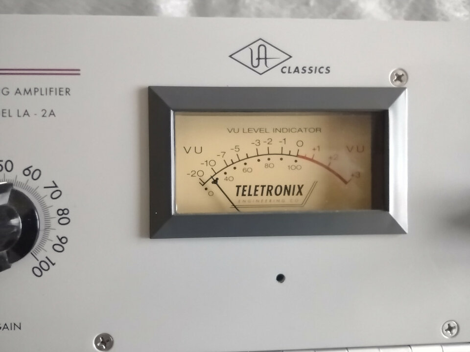 Universal Audio Teletronix LA2A (compresor)