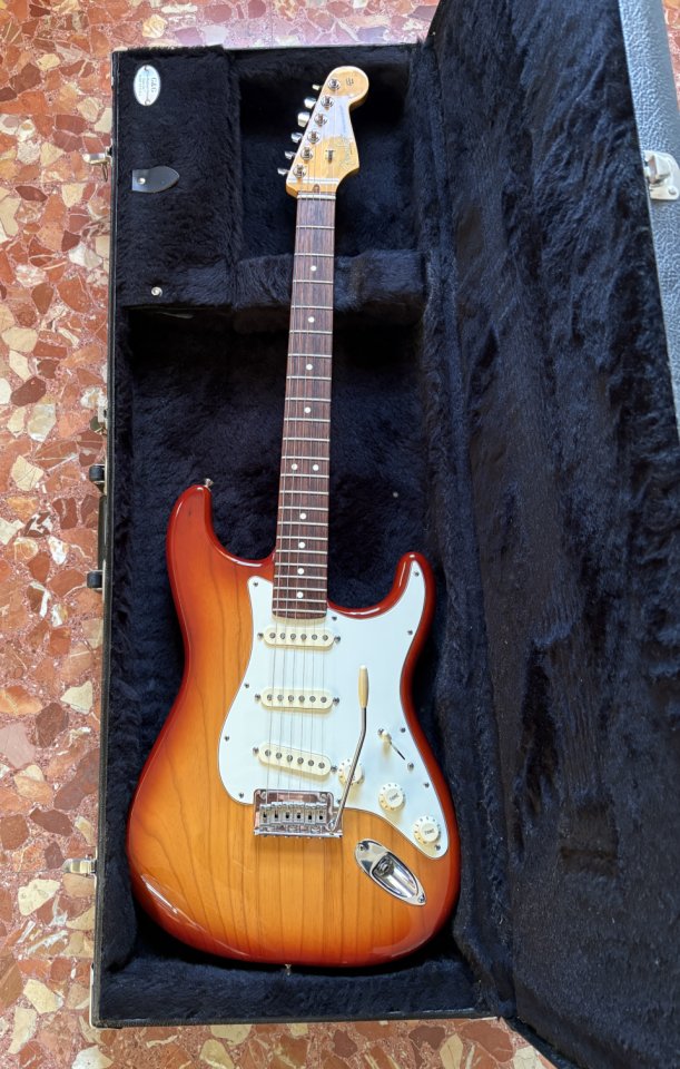 Fender American Standard Stratocaster 2016 (cambio)