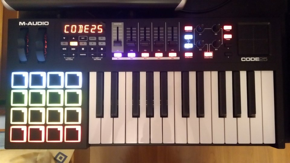 M-Audio Code 25