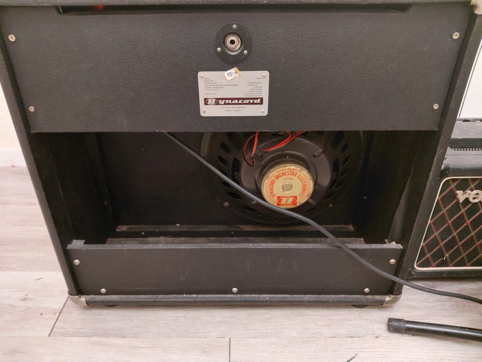Dynacord twen II de 1974 - 17w. RESERVADO de segunda mano · Foto 6 de 9 · Córdoba · 450 €