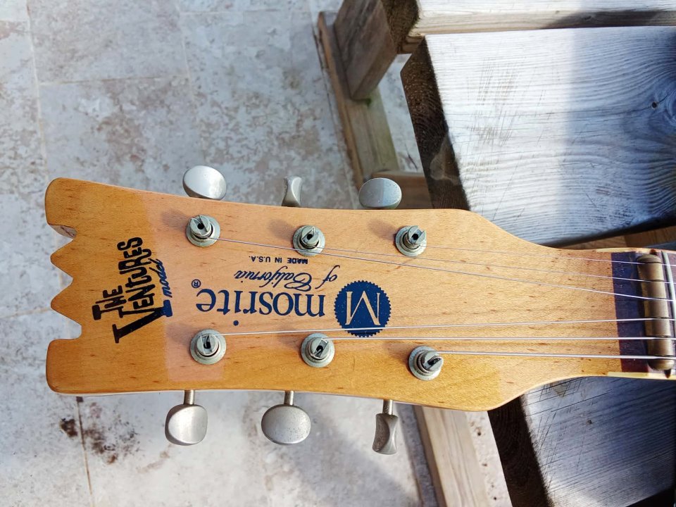 Mosrite ventures USA 1982 de segunda mano · Foto 4 de 10 · Asturias · 3000 €