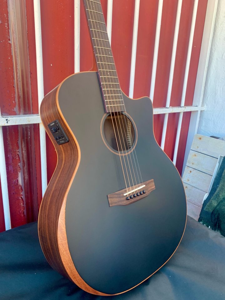 Harley Benton CLG-70SR CE SBK de segunda mano · Foto 1 de 10 · Barcelona · 225 €