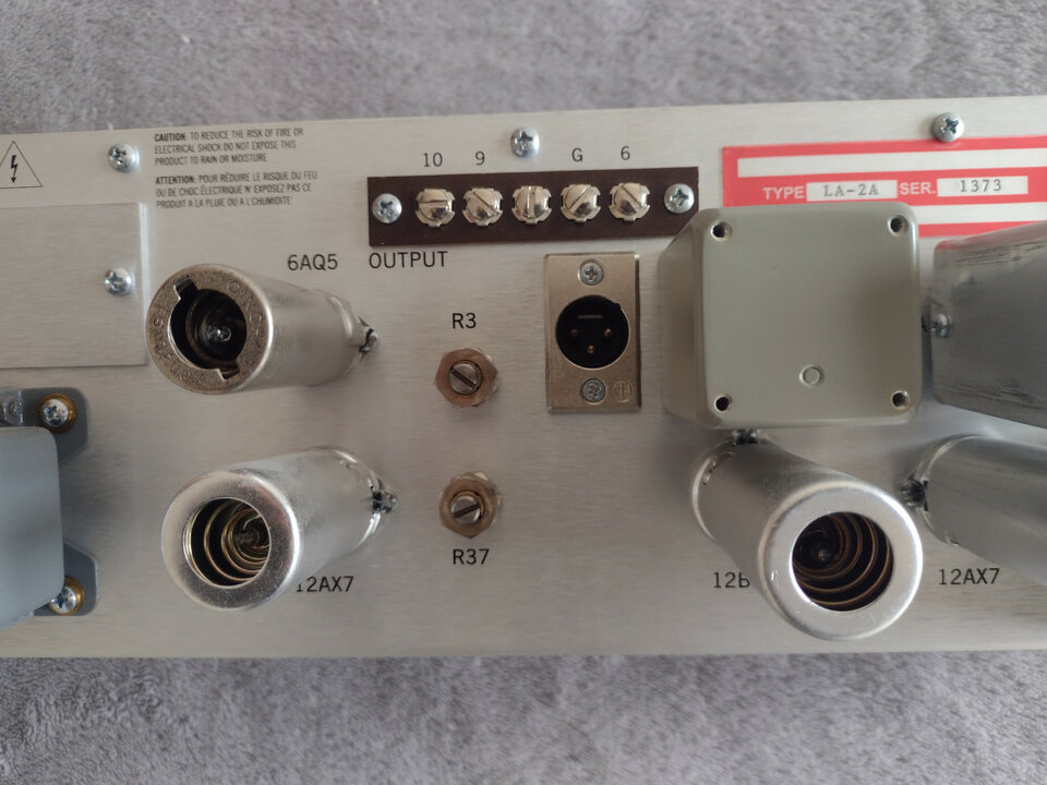 Universal Audio Teletronix LA2A (compresor)