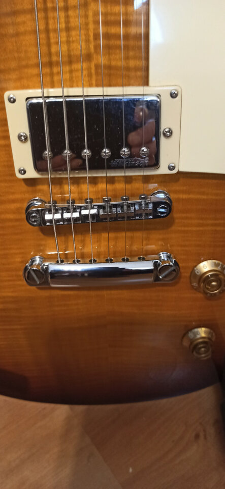 Vintage guitar V100 IT (ice tea)