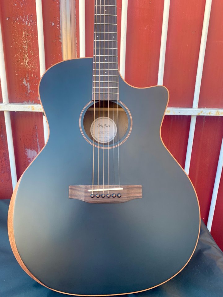 Harley Benton CLG-70SR CE SBK de segunda mano · Foto 2 de 10 · Barcelona · 225 €
