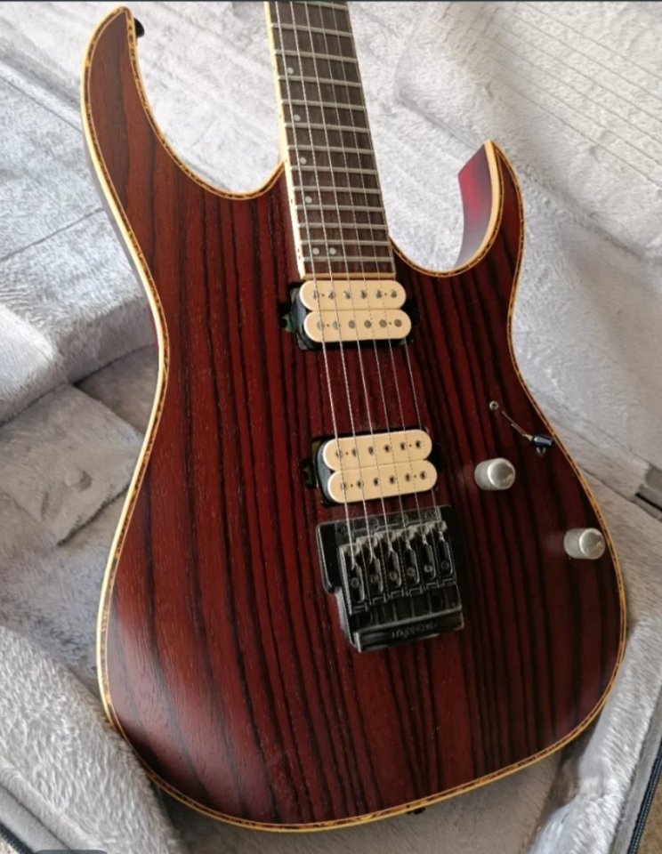 Ibanez RG premium 721W de segunda mano · Foto 1 de 7 · Madrid · 490 €
