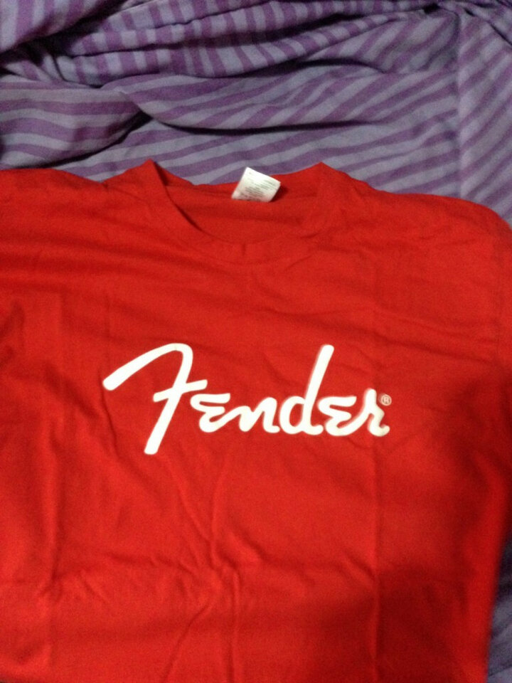 Camisetas Fender,Yamaha,... a estrenar en color negro y rojo