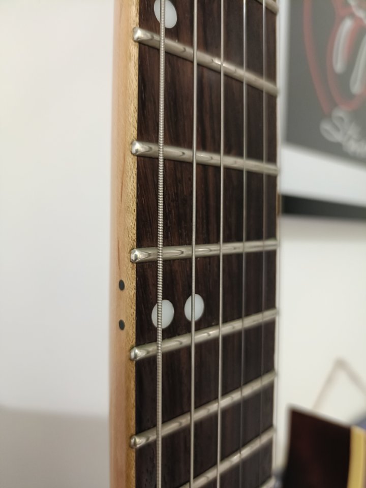 Ibanez RG premium 721W de segunda mano · Foto 4 de 7 · Madrid · 490 €