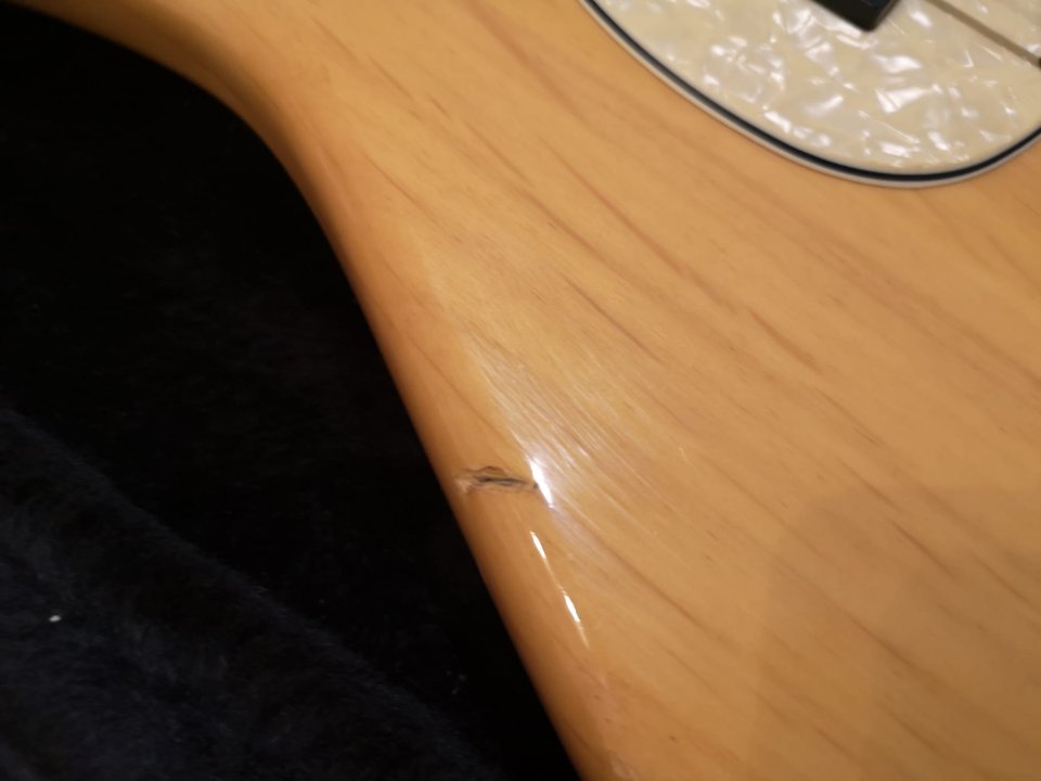 Bajo Jazz Bass NO Fender