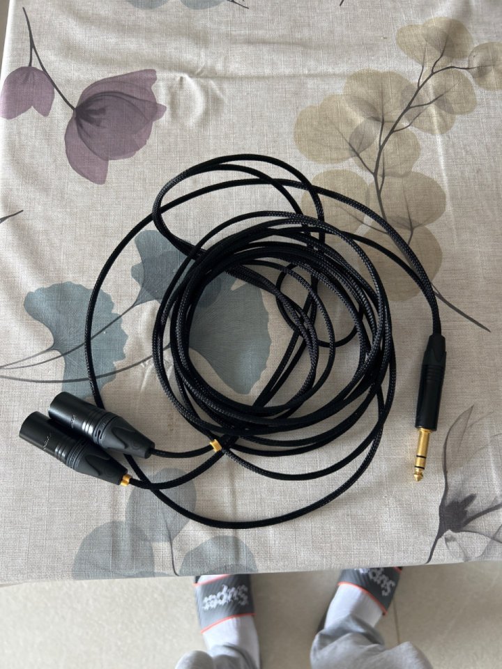 Cable Mogami especial monitores de segunda mano · Foto 1 de 3 · Illes Balears · 30 €