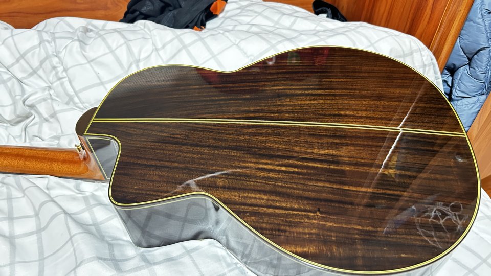 Guitarra Takamine TC135SC ,Tope de Gama Japonesa de segunda mano · Foto 2 de 5 · Segovia · 1200 €