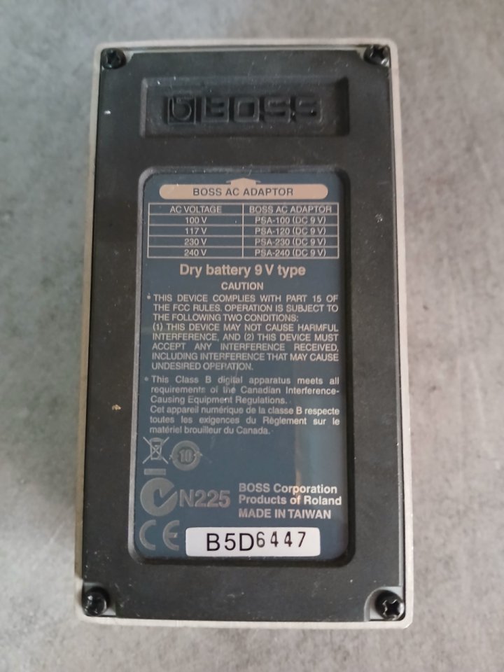 Pedal Boss FRV-1 Fender reverb de segunda mano · Foto 6 de 6 · Valencia · 160 €