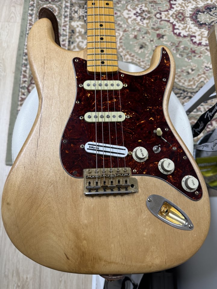 Cuerpo stratocaster Göldo