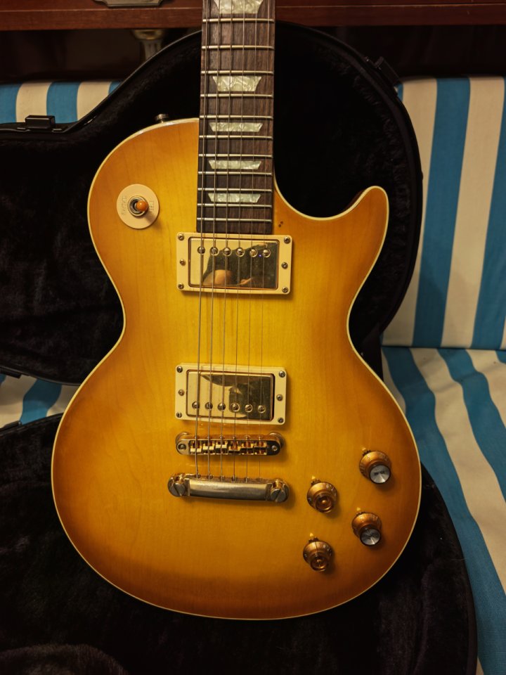 Gibson Les Paul studio de segunda mano · Foto 1 de 7 · Madrid · 1350 €