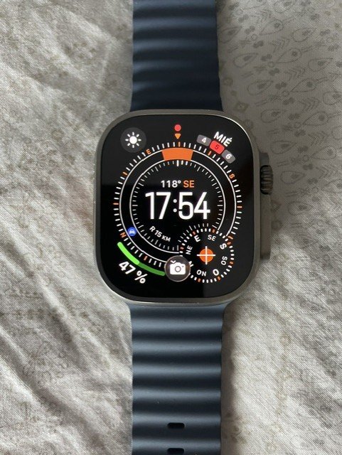 Reloj APPLE Watch Ultra 3 - 49 mm. Titanio x Gibson SG de segunda mano · Foto 1 de 2 · Madrid