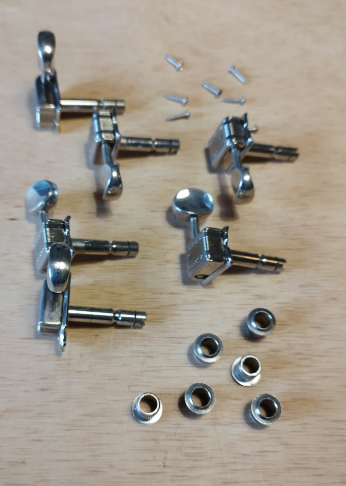 Clavijas Kluson Deluxe con bloqueo de segunda mano · Foto 2 de 3 · Bizkaia · 30 €