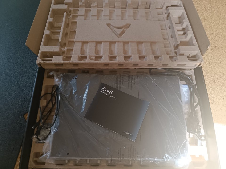 Audient ID48 de segunda mano · Foto 4 de 5 · A Coruña · 700 €