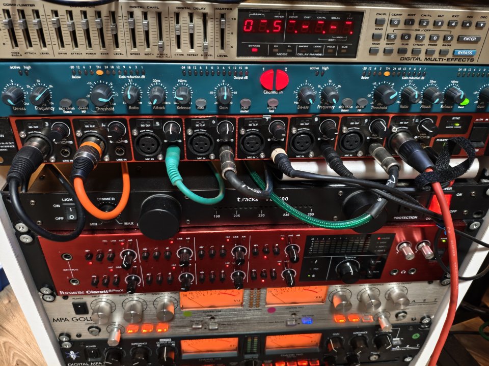 Behringer ADA8200 + ADA8000