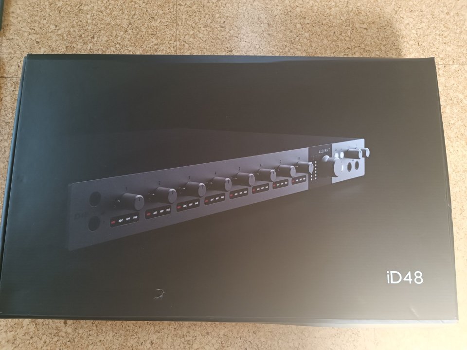 Audient ID48 de segunda mano · Foto 5 de 5 · A Coruña · 700 €