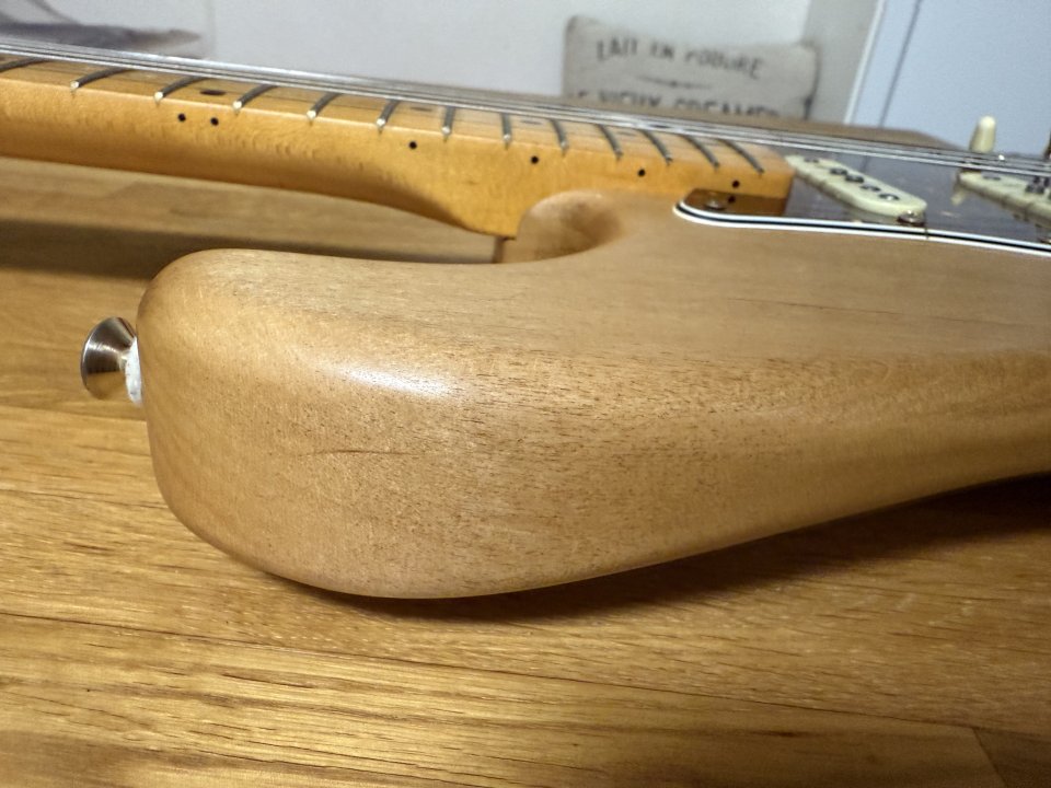 Cuerpo stratocaster Göldo