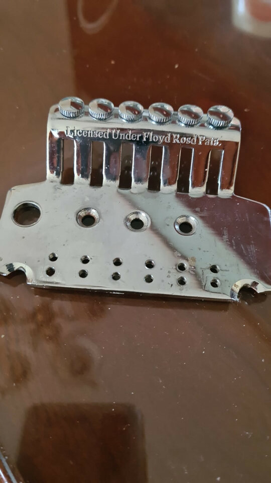 placa cromada puente flotante floyd rose